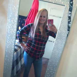 Meet your Posher, Janelle